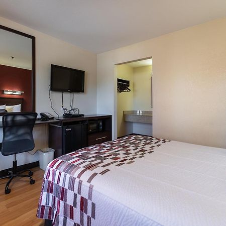 Sacramento Inn & Suites ノース・ハイランズ エクステリア 写真